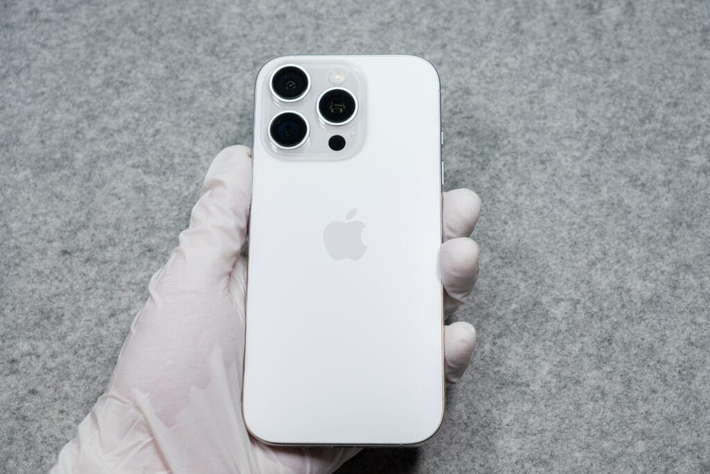 iPhone 16 Pro