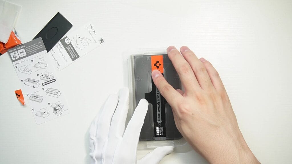 Pixel Fold用Spigen EZ Fit ガラスフィルム