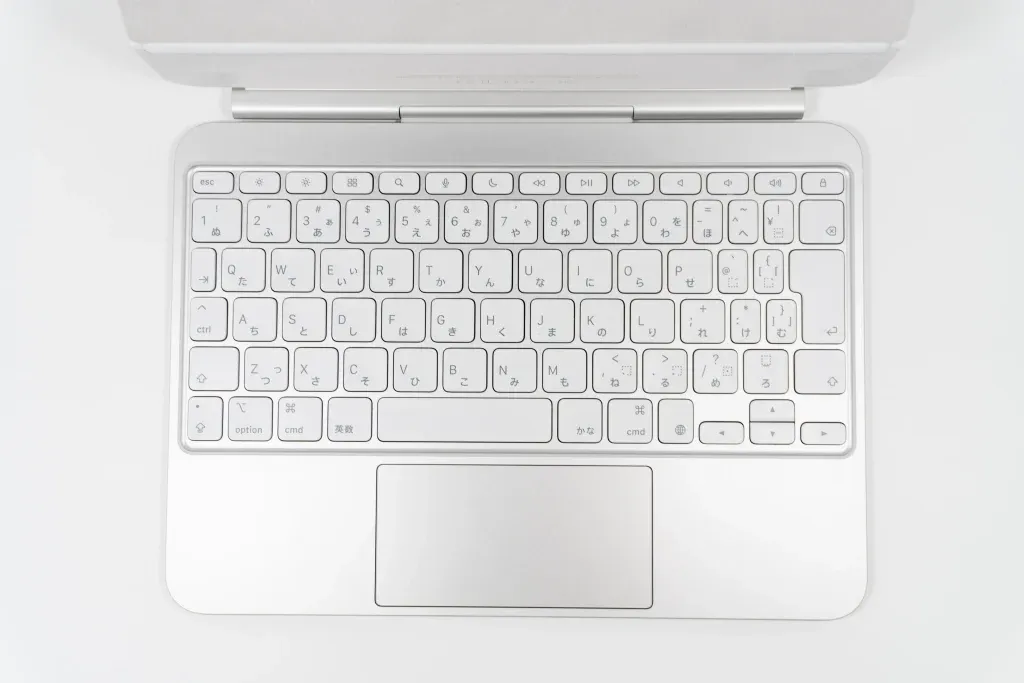 11インチiPad Pro（M4）用Magic Keyboard